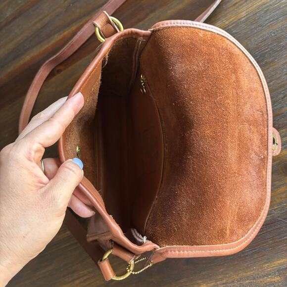 COACH | Vintage Devon 9908 British Tan Leather Cross Body Bag Brown - Picture 8 of 8